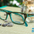 [Imagen:¡Paga $125 en Lugar de $255 por Lentes Graduados Visión Sencilla de Policarbonato o Resina y con Antirreflejante + Aro Marca CONVERSE + Estuche + Franela + Examen Visual Realizado por Optometristas Certificados!]