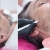 [Imagen:¡Paga $65 en Lugar de $250 por Una Sesión de Microblading Capilar en el Área Frontal, Coronilla o Barba + Retoque!]