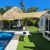 [Imagen:¡Disfruta la Playa en Isola Beach House, Costa del Sol! ¡Paga $125 en Lugar de $250 por Estadía de 1 Noche Para Hasta 9 Personas en Casa Totalmente Equipada, Disponible Solo de Lunes a Viernes!]