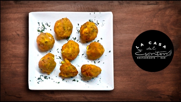 [Imagen:¡Paga Q249 en lugar de Q530 por Banquete para 4 que Incluye: 1 Paella Grande de Mariscos + 1 Entrada de Croquetas Españolas + 4 Copas de Sangría o Cervezas o Bebidas Naturales!]