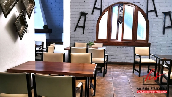 [Imagen:¡Paga Q999 en vez de Q2,200 por Convivio para 10 Personas con Parrillada de Puyazo o Pollo + Chorizo + Guarniciones de Ensalada Verde, Puré de Papas, Papa Asada o Frijoles + Pan con Ajo o Mantequilla + Bebida Natural + Postre + Música y Más!]