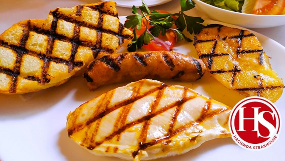 [Imagen:¡Paga Q175 en lugar de Q350 por Parrillada para 2 con: 12 oz de Puyazo o Pollo  + 8 oz de Chorizo + Guarniciones de Ensalada Verde + Puré de Papa o Papa Asada y Frijoles + Pan con Ajo o Mantequilla + Bebida Natural!]