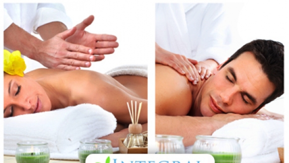 [Imagen:¡Paga $16 en lugar de $70 por 2 masajes relajantes + 45 minutos en sauna europeo o jacuzzi + 2 copas de vino o 1 bolsa de chocolate en Integral Spa!]