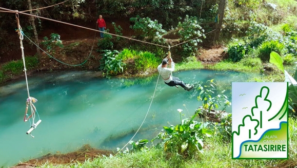 [Imagen:¡Paga Q299 en lugar de Q600 por Day Pass de Aventura Extrema hasta para 6 personas con: Canopy + Columpios + Garruchas + Fogatas + Cascadas + Caminata + Uso de Salón, Canchas, Pista de Carrera + Souvenir por Visita!]