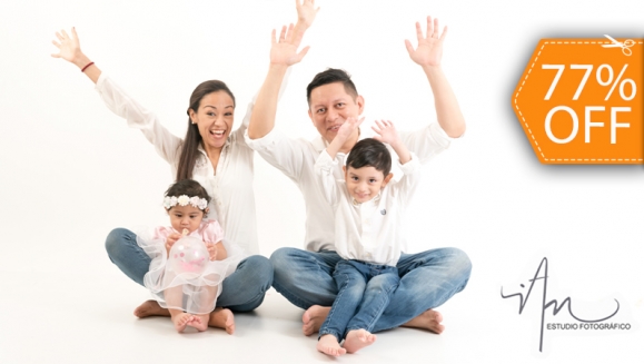 [Imagen:¡Paga $23 en Lugar de $100 por Sesión Fotográfica Profesional en Estudio hasta para 5 Personas + 25 Fotografías Editadas en Formato Digital + Tarjeta Digital!]