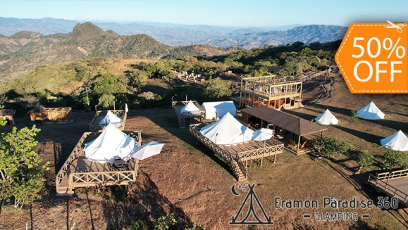 [Imagen:¡Duerme Bajo Las Estrellas! ¡Paga $175 en Lugar de $350 por Glamping para 4-6 Personas: 1 Noche en Carpa de Lujo 5 m2 (25 m) + Desayunos Típicos + Guía turístico + Acceso a Los Miradores y a Toda La Propiedad!]
