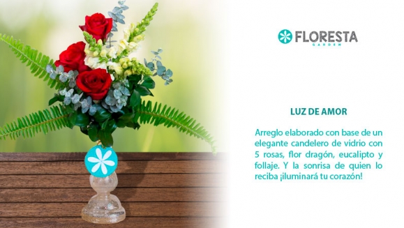 [Imagen:¡Paga Q125 en lugar de Q250 por Detalle Floral a Elección entre: Luz de Amor (5 rosas sobre candelero de cristal) o Caja de Rosas (5 rosas en caja de madera rustica)!]
