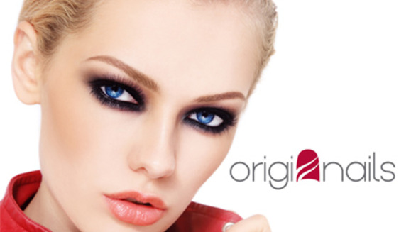 [Imagen:¡Paga $30 en lugar de $75 por sesión de maquillaje profesional con aerógrafo + Mascarilla de Colágeno Hidratante + Pestañas postizas en tira + Sellador de Maquillaje en Origi Nails!]