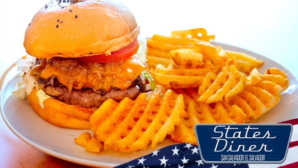 [Imagen:¡Paga $11 en Lugar de $22.75 por 2 Classic Cheeseburger, Bacon Cheeseburger, Jalapeño Cheeseburger o Mushroom Cheeseburger + 1 Chili Cheese Fries + 2 Sodas con Refill!]