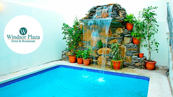 [Imagen:¡Paga $32.50 en Lugar de $65 por Estadía de 1 Noche para 2 Personas + 2 Desayunos + 50% de Descuento en Servicios de Spa!]