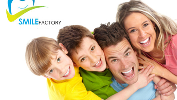 [Imagen:¡Paga $12 en lugar de $90 por Consulta y Diagnóstico Buco-Dental + 1 Relleno de Resina estética blanca + Pulido Dental a base de bicarbonato en Smile Factory! Recibe 20% de descuento en servicios adicionales para ti o un acompañante.]