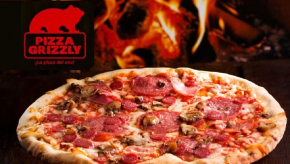 [Imagen:¡Paga Q53.50 en lugar de Q107 por pizza grande de 14 pulgadas de cualquier especialidad en Pizza Grizzly!]