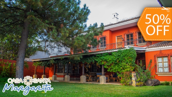 [Imagen:¡Valido para fiestas agostinas! ¡Paga $75 en Lugar de $148.69 por Estadía Familiar en Antigua Guatemala para 2 Adultos y 2 Niños (Hasta 9 años) en Habitación Doble, TV, Parqueo, Impuestos Incluidos y Más!]