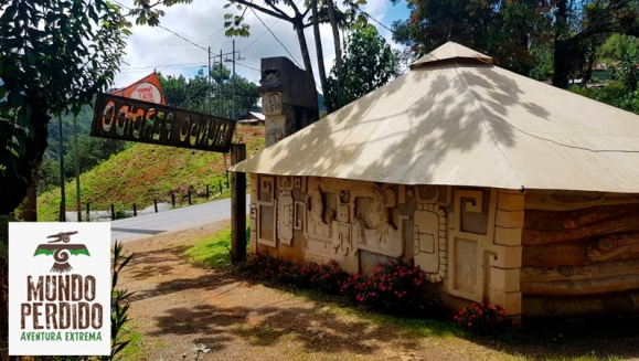 [Imagen:¡Paga Q399 en vez de Q1,000 por Noche de Camping para 2 que Incluye: Canopy + Rappel de Árbol + Tirolesa Seca + Tirolesa Mojada + Piscina + Columpio Gigante + Caminata a Sendero del Quetzal!]