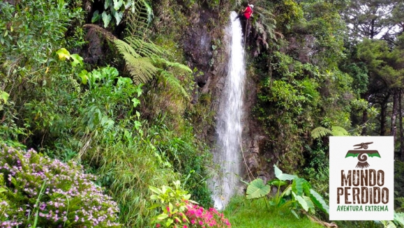 [Imagen:¡Paga Q399 en vez de Q1,000 por Noche de Camping para 2 que Incluye: Canopy + Rappel de Árbol + Tirolesa Seca + Tirolesa Mojada + Piscina + Columpio Gigante + Caminata a Sendero del Quetzal!]
