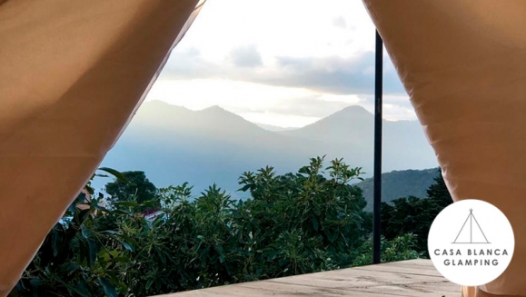 [Imagen:¡Paga Q650 en Lugar de Q1,200 por Estadía para 2 Personas en Carpa de Lujo Equipada con: Deck Privado + Camas + Baño + Churrasquera + Utensilios de Cocina + Filtro de Agua + Fogata + Uso de Jacuzzi y Más!]