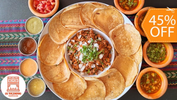 [Imagen:¡Antojo Mexicano! ¡Paga $12 en Lugar de $22 por Taquiza Hasta Para 4 Personas que Incluye: 12 Tortillas Dobles con Queso Fundido + 1 Lb de Carne a Elección entre: Pollo, Pastor, Hawaiana o Mixta +  Acompañamientos: 4 Caldos de Birria y Salsas!]