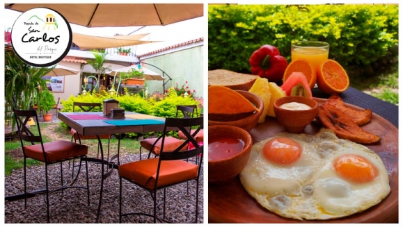 [Imagen:¡Paga Q499 en Lugar de Q855 por Estadía Romántica para 2 en Antigua con: 1 Noche de Hospedaje + Decoración con Pétalos de Rosa + Fresas con Chocolate + 1 Botella de Vino Tinto + 2 Desayunos Típicos Chapines + Impuestos Incluidos!]