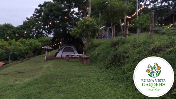 [Imagen:¡Paga $19.99 en Vez de $39.99 por Camping para 2 que Incluye: 2 Entradas al Ecoparque + Tienda de Campaña + 2 Colchonetas + 2 Desayunos + Fogata + Guía de Senderismo + Uso de Juegos de Madera y Cuerda, Columpios y Piscina!]