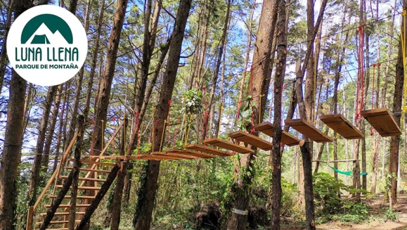 [Imagen:¡Paga Q789 en Vez de Q1,575 por Glamping para hasta 4 con Snacks de Bienvenida + Daypass de Aventura: Senderos Ecológicos, Mirador, Rio, Puente Colgante, Fogata y Canchas + Actividad a Elección entre Cuatrimoto, Bicicletas, Picnic o Churrasquera!]