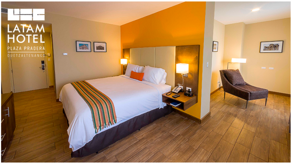 [Imagen:¡Paga Q559 en lugar Q1,227 por Estadía para 2 Adultos en Junior Suite o Familiar en Double Queen + 2 Desayunos Buffet + Cóctel de Bienvenida + Acceso al Roof Top con Piscina Climatizada, Jacuzzi, Sauna Seco y Gimnasio!]