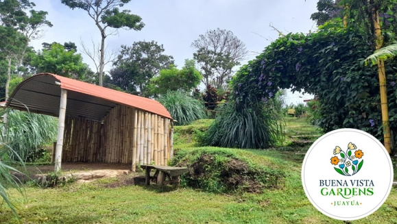 [Imagen:¡Paga $30 en Vez de $60 por Camping al Aire Libre para 2 que Incluye: 2 Entradas al Ecoparque + 1 Tienda de Campaña + 2 Colchonetas + 2 Desayunos + 2 Cenas + Fogata + Guía de Senderismo y Tour Básico de Café + Piscina y Más! ¡Solo 103 Disponibles!]