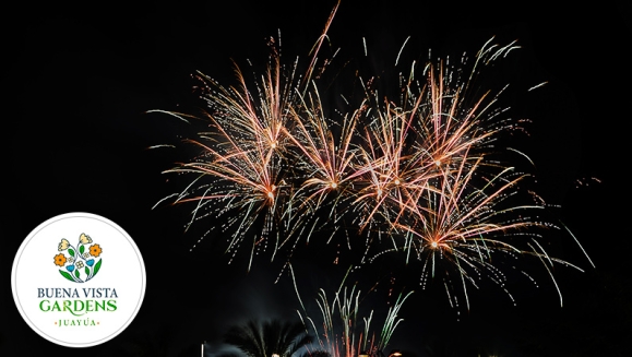 [Imagen:¡Paga $37.50 en Vez de $75 por Camping al Aire Libre para 2 con Acceso a Show Navideño con Llegada de Santa + Fuegos Artificiales + Quema de Estrellitas +  1 Tienda de Campaña + 2 Colchonetas + 2 Desayunos + 2 Cenas! ¡Solo 23 Cupones Disponibles!]