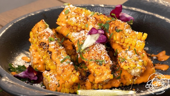 [Imagen:¡Paga Q390 en Vez de Q825 por Exquisito Menú a Elección para hasta 4 con: 2 Entradas (Tacos de Pulpo, Ceviche y Otros) + 2 Platos Fuertes (Entraña del Chef, Cs, Langostinos y Otros) + 1 Botella de Vino + 1 Postre!]
