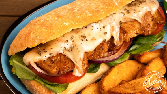 [Imagen:¡Paga Q390 en Vez de Q825 por Exquisito Menú a Elección para hasta 4 con: 2 Entradas (Tacos de Pulpo, Ceviche y Otros) + 2 Platos Fuertes (Entraña del Chef, Cs, Langostinos y Otros) + 1 Botella de Vino + 1 Postre!]