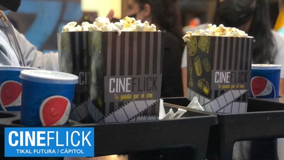 [Imagen:¡Paga Q189 en Lugar de Q316 por 4 Entradas para Película a Elección + 2 Hot Dogs + 2 Poporopos + 4 Bebidas!]