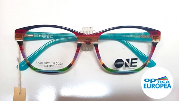 [Imagen:¡Paga $98 en Lugar de $200 por Lentes Graduados Visión Sencilla de Policarbonato o Resina y con Antirreflejante + Aro a Elección + Estuche + Franela + Examen Visual Realizado por Optometristas Certificados!]