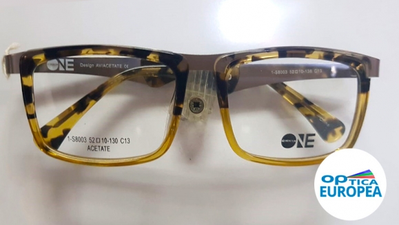 [Imagen:¡Paga $98 en Lugar de $200 por Lentes Graduados Visión Sencilla de Policarbonato o Resina y con Antirreflejante + Aro a Elección + Estuche + Franela + Examen Visual Realizado por Optometristas Certificados!]