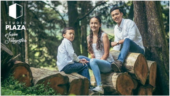 [Imagen:¡Paga Q159 en lugar de Q800 por Sesión Fotográfica Profesional de 1 Hora hasta para 4 Personas en Área Verde + 6 Fotografías Impresas + Las Mejores Fotografías Digitales!]