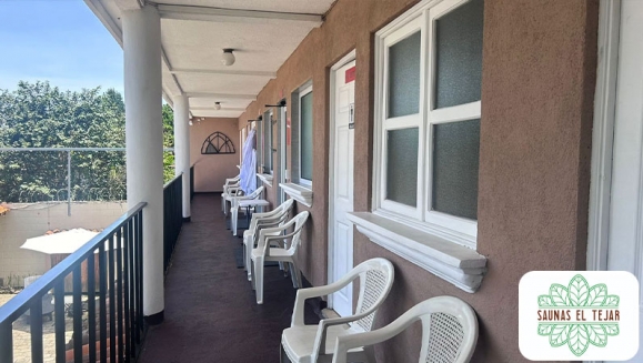 [Imagen:¡Día de Spa Ilimitado! Paga Q149 en Vez de Q300 por Día de Spa para 1 Persona: Acceso Ilimitado a Sauna o Temazcal + 30 Minutos de Masaje Corporal + Musicoterapia + Infusiones Calientes + 1 Cerveza o Gaseosa + Amenidades!]