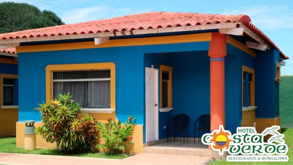 [Imagen:¡Paga Q380 en Lugar de Q634 por Estadía en el Puerto de 1 Noche en Habitación Doble para 2 Adultos y hasta 2 Niños (Menores de 10 años)!]