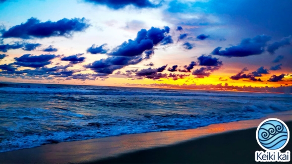 [Imagen:¡Escapada Perfecta a la Playa! ¡Paga Q365 en Vez de Q850 por 1 Noche para 2 Personas en Cabaña Tipo Hawaii con Baño Privado o Habitaciones Dobles con Baño Privado + Uso de Instalaciones: Piscina, Hamacas y Más!]