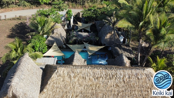 [Imagen:¡Paga Q139 en Lugar de Q300 por Day Pass para 2 Personas que Incluye Uso de Instalaciones: Piscina, Terraza y Más + 2 Pescados Fritos + 2 Acompañamientos!]