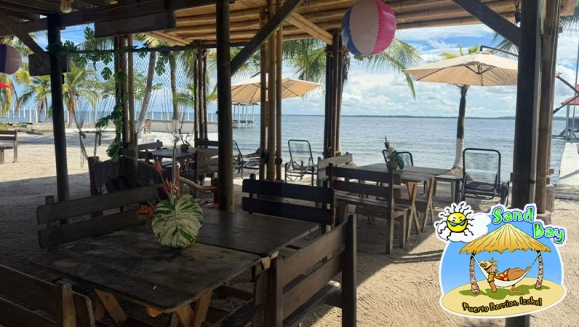 [Imagen:¡Paga Q450 en Lugar de Q900 por Estadía Hasta Para 4 Personas en el Caribe, Habitación Doble con A/C + 2 Desayunos a Elección + ⁠1 Entrada de Tajadas con Costillas para Compartir!]