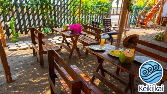 [Imagen:¡Escapada Perfecta a la Playa! ¡Paga Q375 en Lugar de Q850 por 1 Noche para 2 Personas en Cabaña Tipo Hawaii con Baño Privado o Habitaciones Dobles con Baño Privado + 2 Desayunos + Uso de Instalaciones: Piscina, Hamacas y Más!]