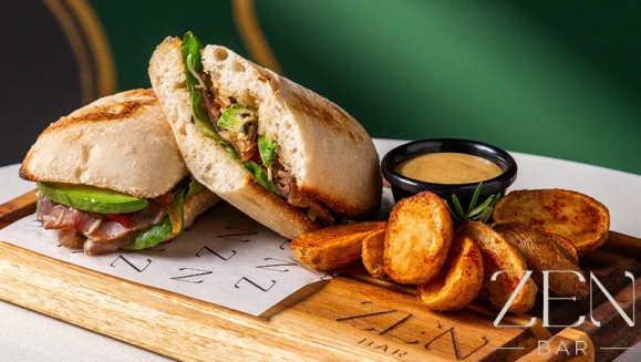 [Imagen:¡Paga Q99 en Lugar de Q210 por 2 Hamburguesas Barans o 2 Sandwiches Génova + Papas Fritas + 2 Sodas o 2 Cervezas!]