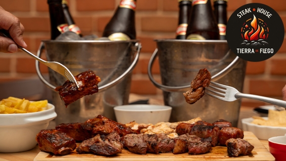 [Imagen:¡After Office! ¡Paga Q299 en Vez de Q500 por Parrillada Mixta de 2 Lb que Incluye: Puyazo o Lomito + Costilla de Cerdo BBQ + Filete de Pollo + Chorizo Argentino + Chimichurri + Chirmol + 2 Acompañamientos a Elección + 1 Cubetazo de 6 Cervezas Gallo!]