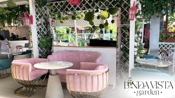 [Imagen:¡Linda Vista Garden: Desayunos para 2! ¡Paga $12 en Vez de $20.90 por 2 Desayunos Típicos que Incluyen: 2 Huevos al Gusto, 2 Chorizos de Tusa, 2 Mini Pupusas, 2 Panes de Bollo, Frijoles Refritos,  Plátanos y Queso + 2 Cafés + 2 Jugos de Naranja!]