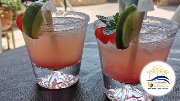 [Imagen:¡Paga Q150 en Lugar de Q570 por Día de Relax para 2 que Incluye: Masaje Relajante + Sauna o Temazcal + Piscina Ilimitada + Plato de Tacos de Carne Asada + 2 Margaritas, Mojitos, Cervezas o Gaseosas!]