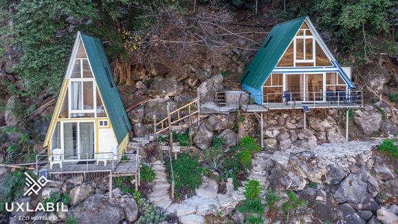 [Imagen:¡Paga Q750 en Lugar de Q1,290 por Estadía de 3 Días y 2 Noches para 2 Adultos en Cabaña Equipada Frente al Lago de Atitlán, Incluye: 4 Desayunos + Uso de Kayaks + 1 Hora de Sauna +  Impuestos Incluidos + Parqueo!]