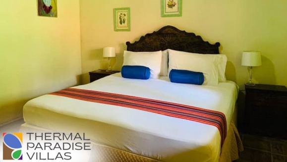 [Imagen:¡Relajación Total en una Villa Privada con Aguas Termales! ¡Paga $227 en Lugar de $325 por Estadía de 1 Noche Hasta Para 10 Personas en Thermal Paradise Villas, Sonsonate! ¡Solo 18 Cupones Disponibles!]