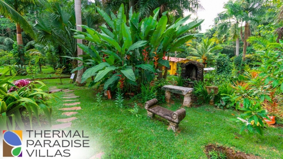 [Imagen:¡Un Escape Diferente: Villa Privada + Aguas Termales = Descanso Total! ¡Paga $182 en Lugar de $260 por Estadía de 1 Noche Hasta Para 6 Personas en Thermal Paradise Villas, Sonsonate! ¡Solo 18 Cupones Disponibles!]