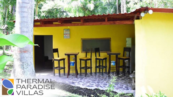 [Imagen:¡Reúne a Todos y Escápense a un Día Inolvidable de Relajación en Villa Privada! ¡Paga $133 en Lugar de $190 por Day Pass Hasta Para 8 Personas en Thermal Paradise Villas, Sonsonate! ¡Solo 18 Cupones Disponibles!]