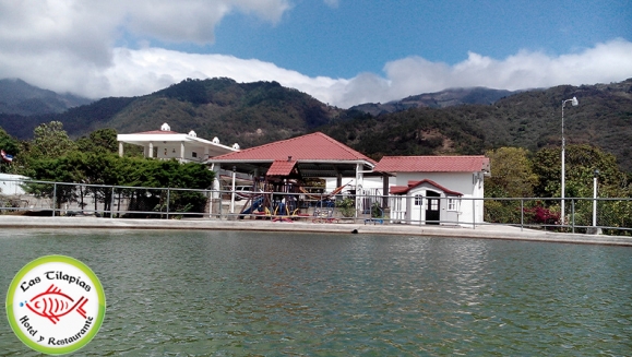 [Imagen:¡Paga $49 en Lugar de $75 por Estadía de 1 Noche para 2 Personas + 2 Desayunos Típicos!]