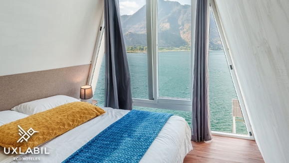 [Imagen:¡Paga Q750 en Lugar de Q1,290 por Estadía de 3 Días y 2 Noches para 2 Adultos en Cabaña Frente al Lago de Atitlán, Incluye: 4 Desayunos + Uso de Kayaks + Impuestos Incluidos + Parqueo!]
