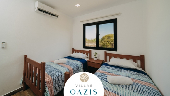 [Imagen:¡Paga Q3,999 en Lugar de Q6,640 por Estadía de Fin de Semana (2 Noches) Hasta Para 10 Personas en Villa de Lujo Equipada en Monterrico: Habitaciones con A/C, Cocina Completa, Comedor, Sala, Jacuzzi Privado, Piscinas, Áreas Para el Descanso y Más!]